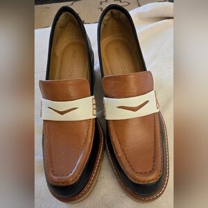 Bernardo Brown and White Leather Penny Loafers
